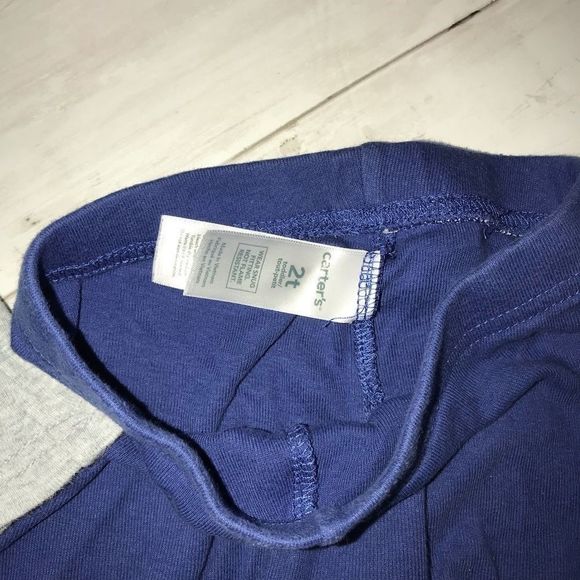 2T Carter’s alligator pajamas short sleeve shorts - Picture 4 of 5